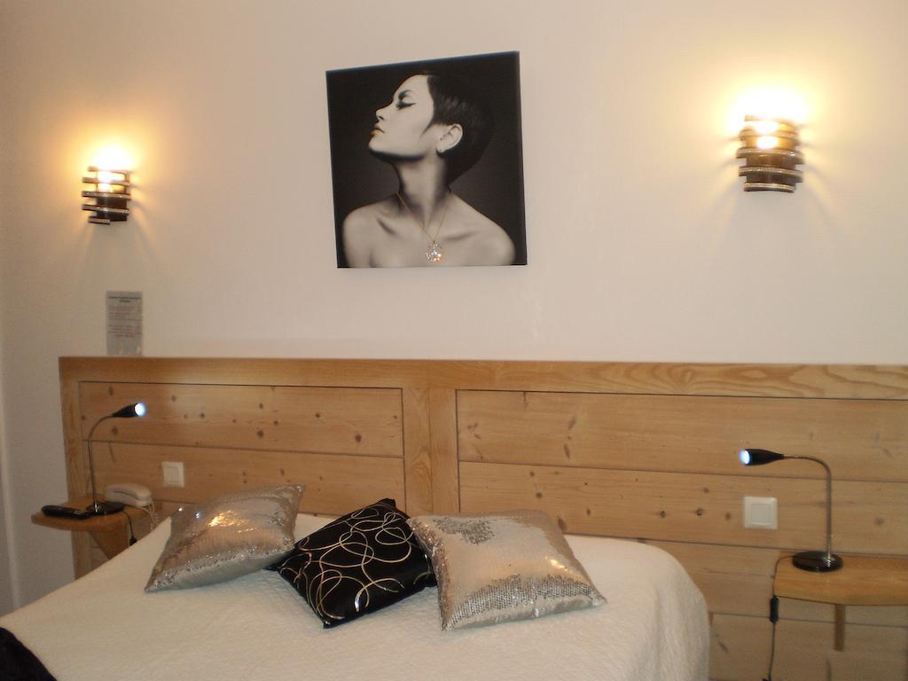 Hotel L Ander Сен-Флур Номер фото