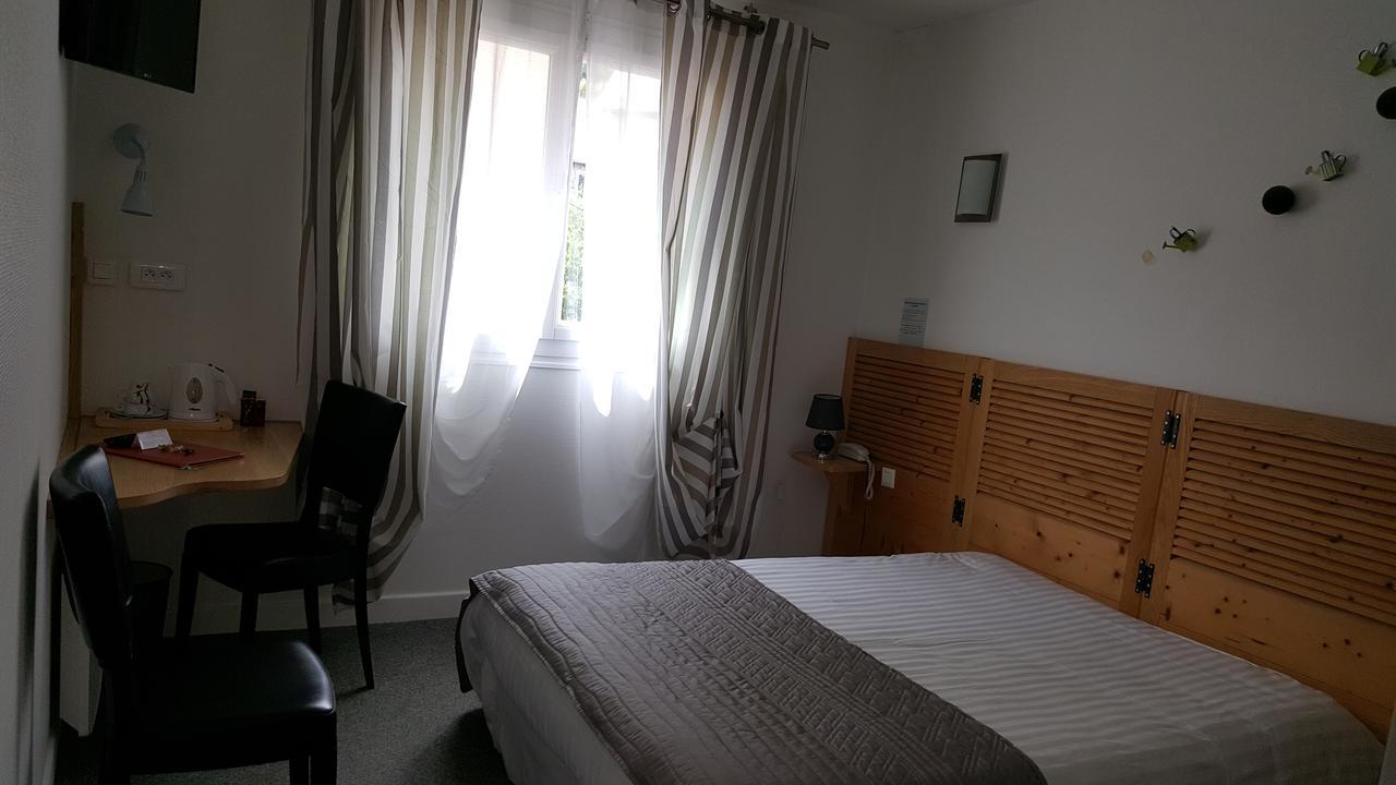 Hotel L Ander Сен-Флур Экстерьер фото